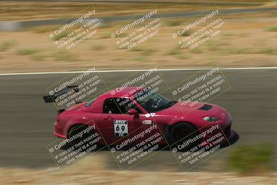 media/Jun-01-2025-CalClub SCCA (Sun) [[eae223c5dd]]/Group 2/Race 3/